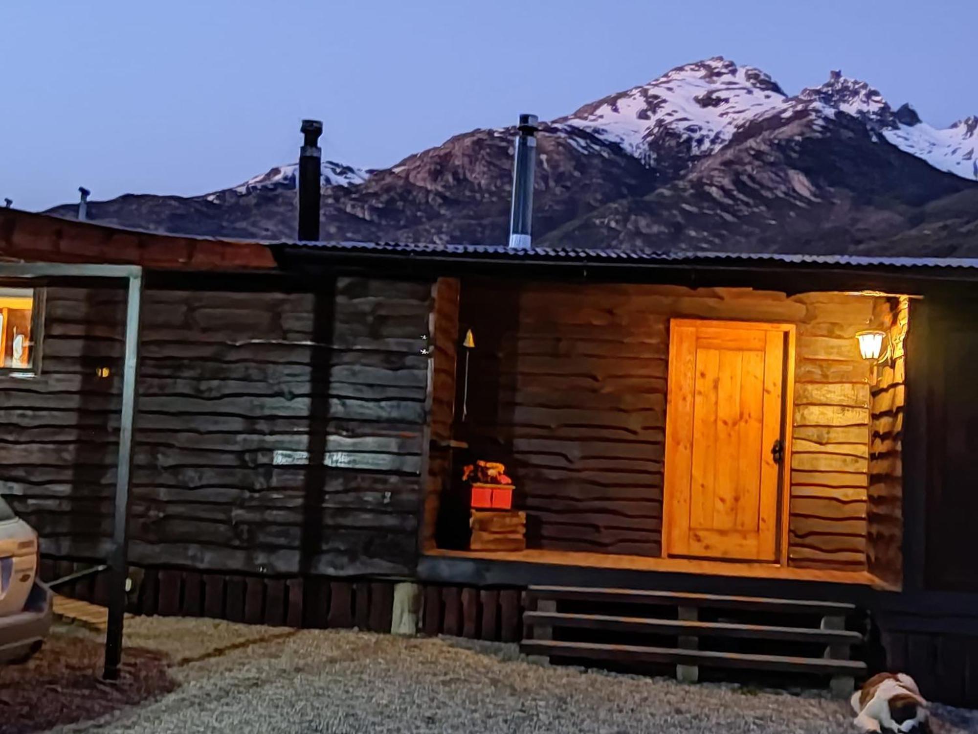 Refugio Los Cipreses Hotel Futaleufu Bagian luar foto